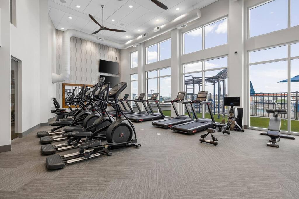 Beverly Hills Suite Penthouse The Gulch 纳什维尔 外观 照片