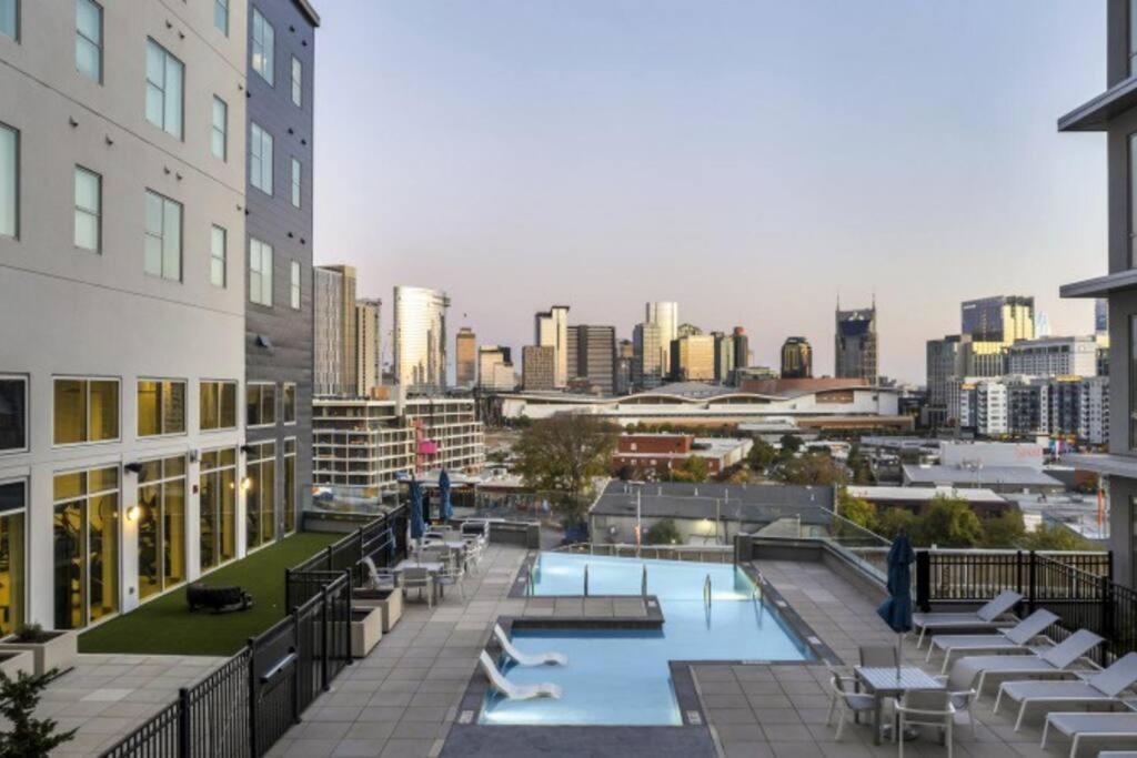 Beverly Hills Suite Penthouse The Gulch 纳什维尔 外观 照片