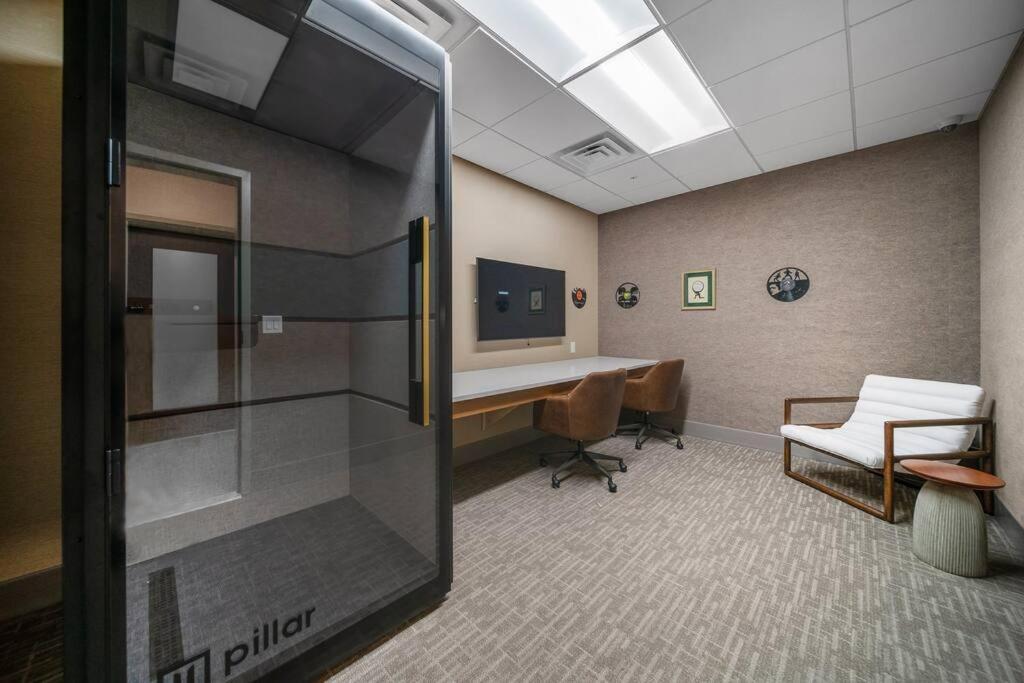 Beverly Hills Suite Penthouse The Gulch 纳什维尔 外观 照片